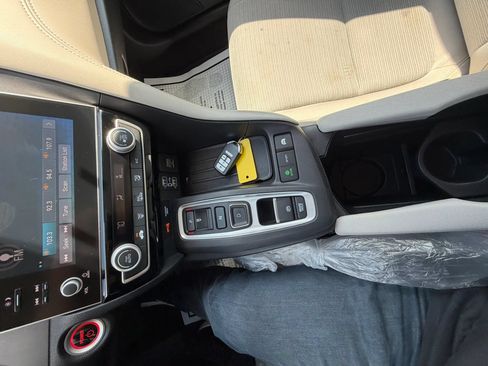 Used 2019 Honda Insight EX image 25