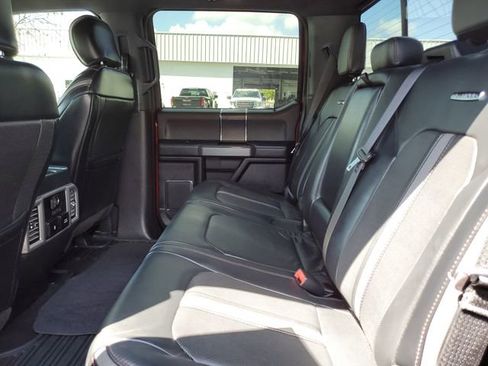 Used 2019 Ford F250 Platinum w/ Platinum Ultimate Package image 11