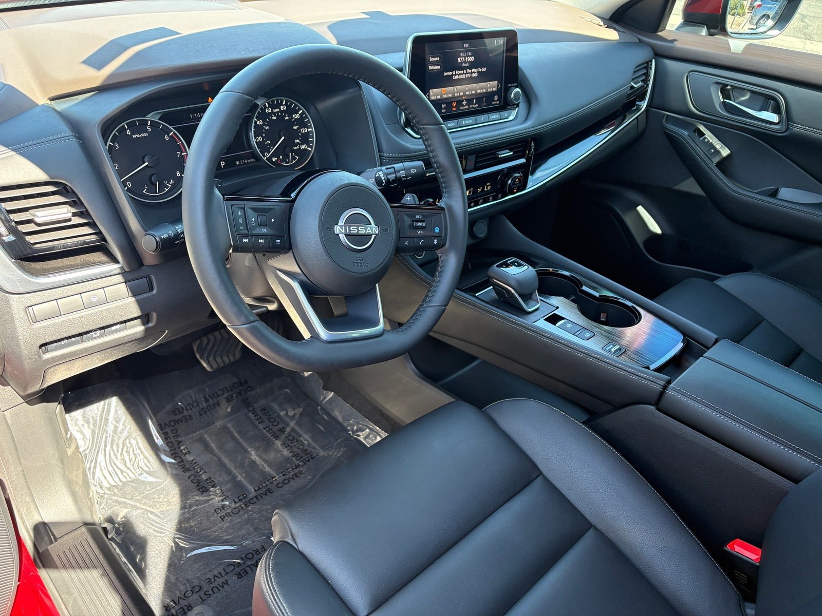 Used 2023 Nissan Rogue SL FWD image 14