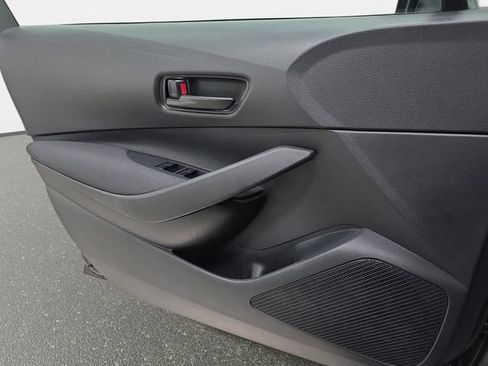Certified 2025 Toyota Corolla LE FWD image 22