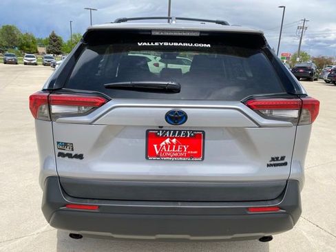 Used 2024 Toyota RAV4 XLE w/ Convenience Package AWD/4WD image 4