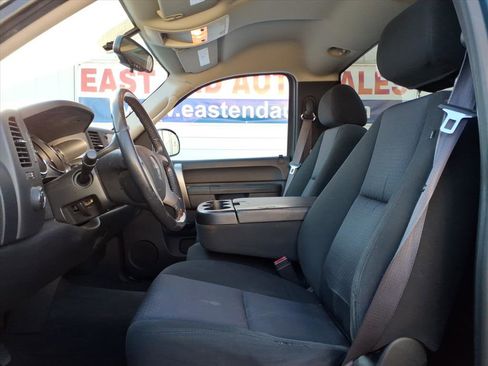 Used 2011 GMC Sierra 1500 SLE w/ SLE Preferred Package image 6