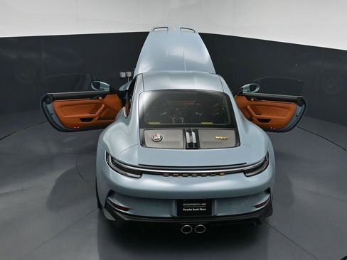 Certified 2024 Porsche 911 GT3 RS RWD image 29