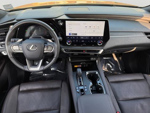 Certified 2024 Lexus RX 350 AWD w/ Convenience Package image 12