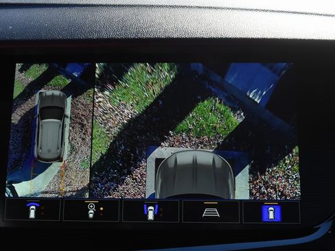 Used 2023 Buick Envision Avenir image 50