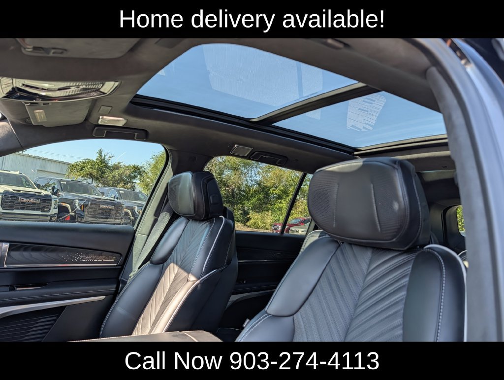 Used 2026 Cadillac Vistiq Platinum AWD/4WD image 29
