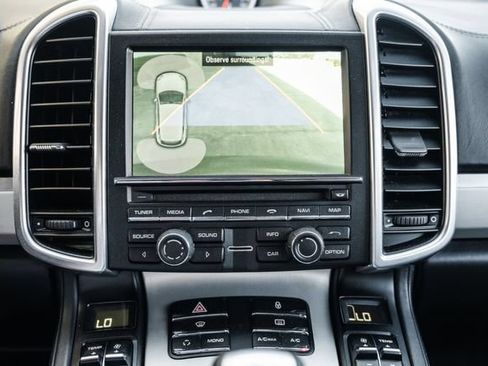 Used 2012 Porsche Cayenne Turbo AWD/4WD image 57