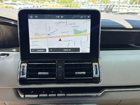 Used 2020 Lincoln Navigator Reserve w/ Luxury Package AWD/4WD image 13