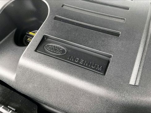 Used 2023 Land Rover Defender 110 X-Dynamic SE image 33