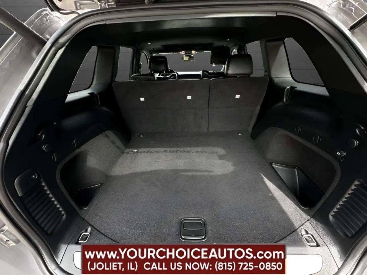 Used 2019 Jeep Grand Cherokee Limited AWD/4WD image 28