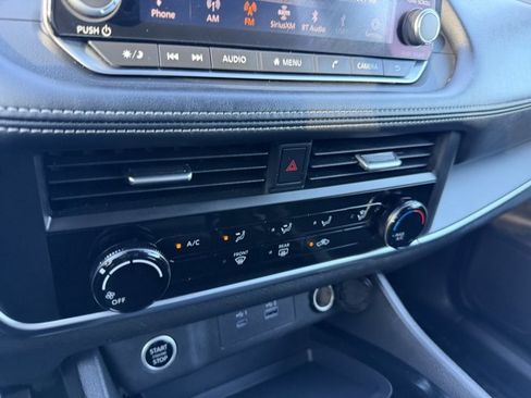 Certified 2023 Nissan Rogue S image 15