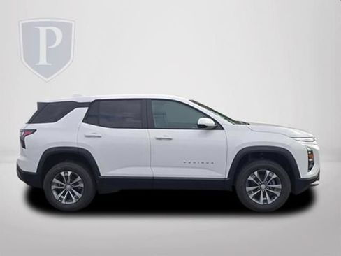 New 2026 Chevrolet Equinox LT FWD image 4