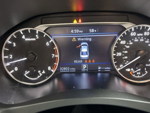 Used 2024 Nissan Altima 2.5 SV image 13