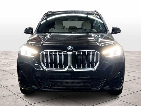 Used 2023 BMW X1 xDrive28i w/ Premium Package image 3
