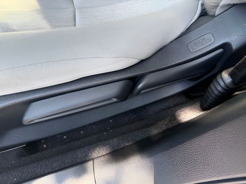 Certified 2025 Honda Accord LX image 10