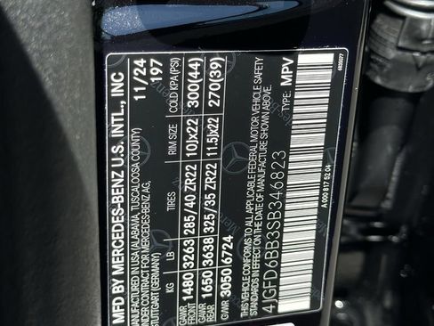 Certified 2025 Mercedes-Benz GLE 53 AMG 4MATIC Coupe image 38