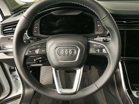 New 2025 Audi Q7 3.0T Premium Plus image 9