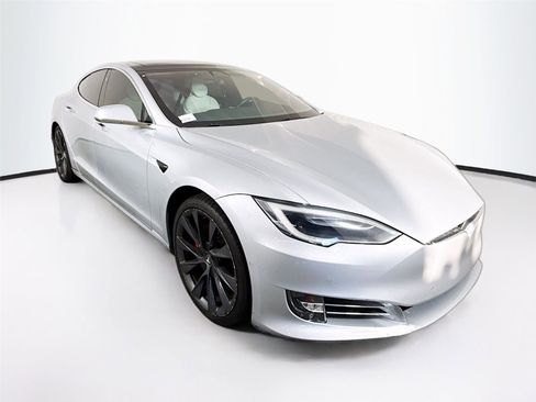 Used 2018 Tesla Model S P100D image 6