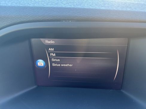 Used 2018 Volvo V60 T5 Dynamic w/ Vision Package image 35