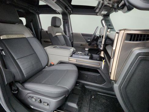 New 2024 GMC Hummer EV 3X w/ LPO, Illumination Package image 26