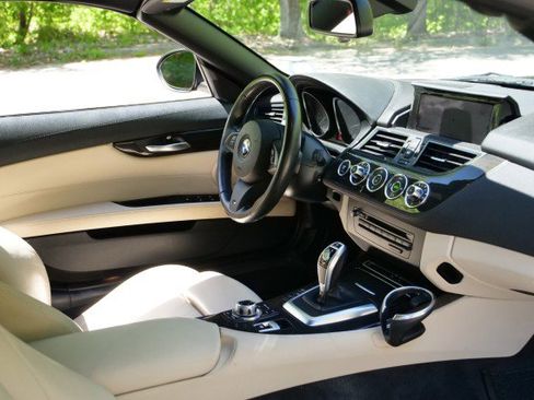 Used 2016 BMW Z4 sDrive35i image 29