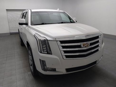 Used 2016 Cadillac Escalade ESV Premium image 14