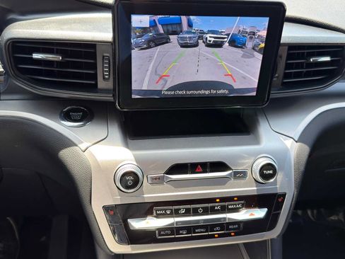 Used 2022 Ford Explorer XLT RWD image 21