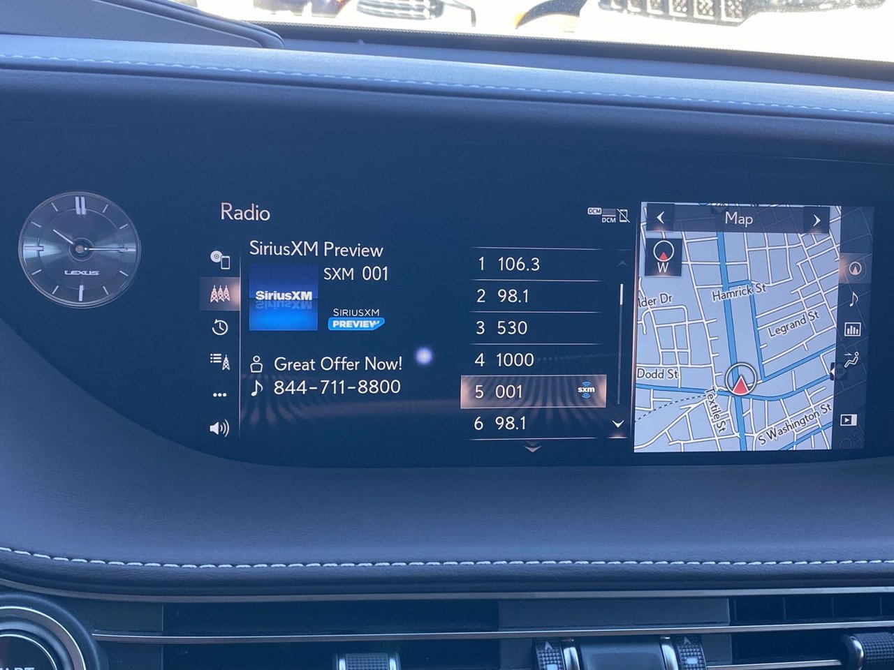 Used 2018 Lexus LS 500 w/ Accessory Package (Z2) RWD image 37