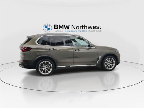 New 2026 BMW X5 xDrive40i image 4