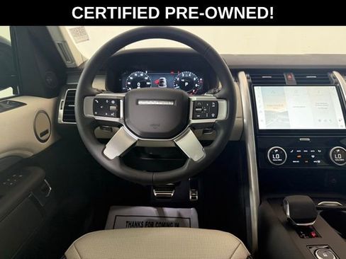 Certified 2025 Land Rover Discovery Dynamic SE AWD/4WD image 23