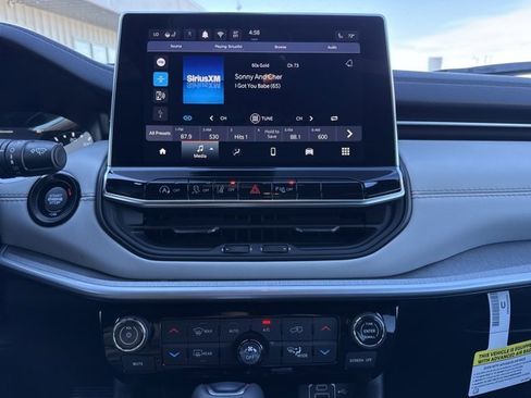 New 2026 Jeep Compass Limited image 16