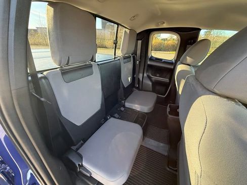 Used 2022 Toyota Tacoma SR5 image 11