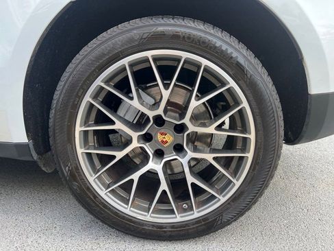 Used 2017 Porsche Macan S AWD/4WD image 25
