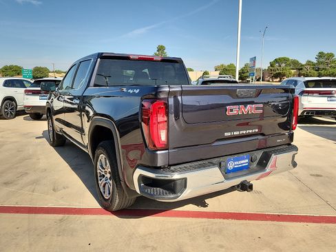 Used 2025 GMC Sierra 1500 SLT AWD/4WD image 4