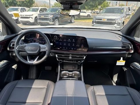 New 2026 Chevrolet Traverse Z71 w/ Driver Confidence Package AWD/4WD image 14