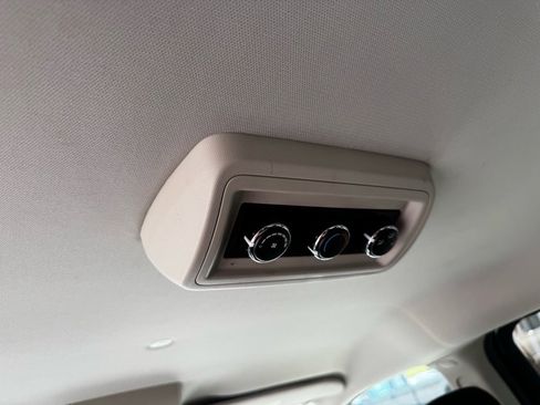 Used 2014 Dodge Grand Caravan SXT w/ Security Group image 16