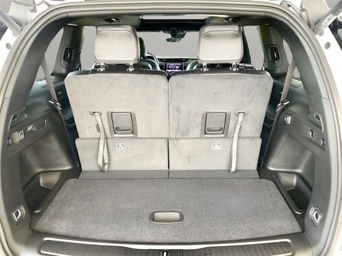 New 2025 Jeep Grand Cherokee L Limited w/ Black Appearance Package image 25