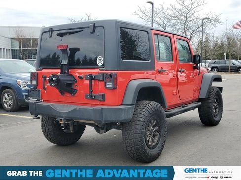 Used 2018 Jeep Wrangler Unlimited Sport image 4