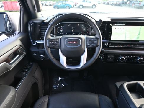 Used 2025 GMC Sierra 1500 SLT RWD image 28