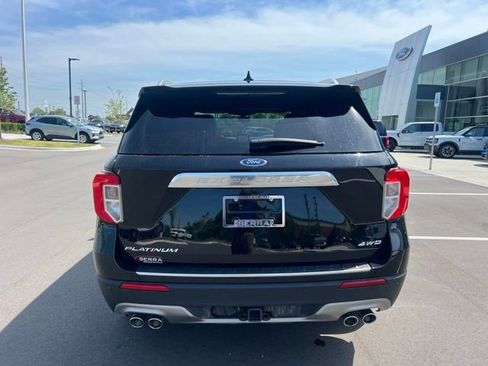 Used 2024 Ford Explorer Platinum w/ Technology Package AWD/4WD image 6
