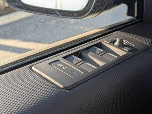 New 2026 Land Rover Discovery Dynamic SE AWD/4WD image 23