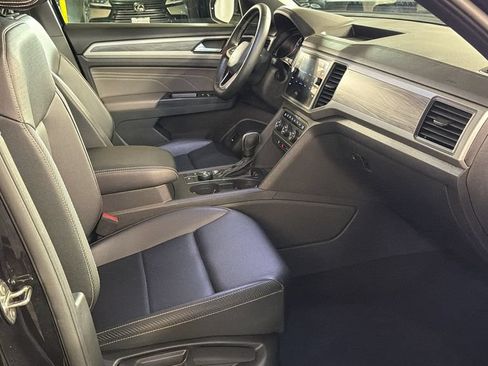 Used 2021 Volkswagen Atlas Cross Sport SE w/ Panoramic Sunroof Package AWD/4WD image 10