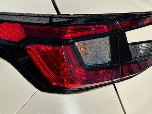 Certified 2025 Subaru Crosstrek 2.5i Limited w/ Crosstrek Mirror Package image 30