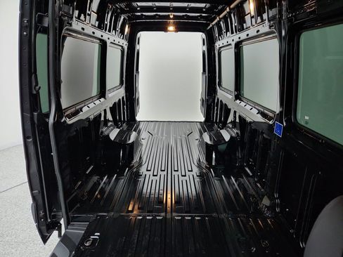 Used 2024 Mercedes-Benz Sprinter 3500 w/ Parking Package image 23