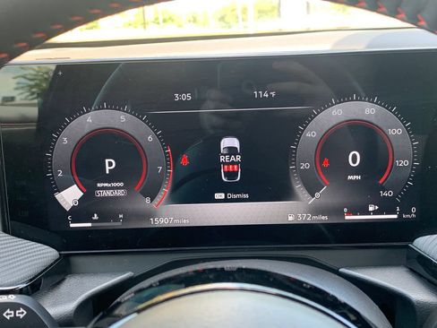 Used 2025 Nissan Kicks SR FWD image 9