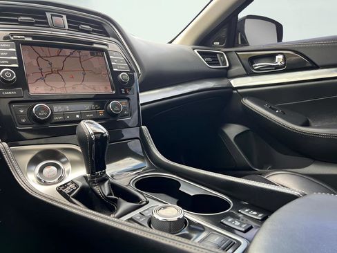 Used 2019 Nissan Maxima 3.5 SL w/ Floor Mat Group FWD image 54