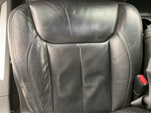 Used 2009 Cadillac DTS image 26