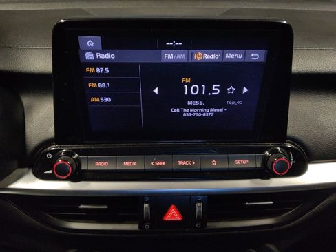 Used 2022 Kia Forte LXS w/ LXS Technology Package image 25