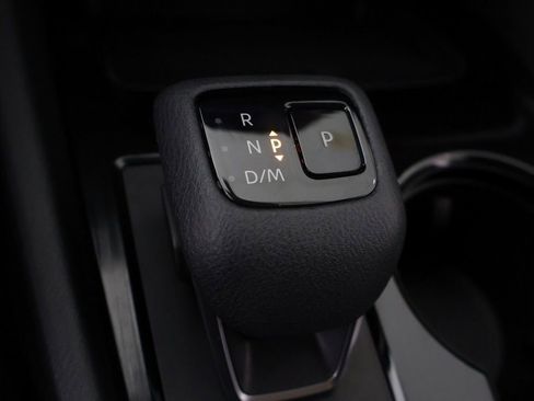 Used 2023 Nissan Rogue SV AWD/4WD image 46