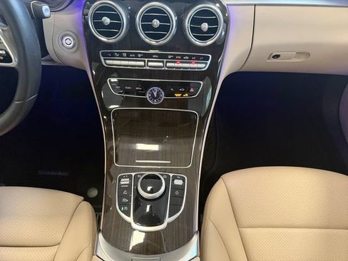 Used 2020 Mercedes-Benz C 300 4MATIC Sedan image 19